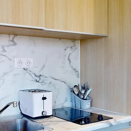 Bluestay 35 - Charmant A Apartment